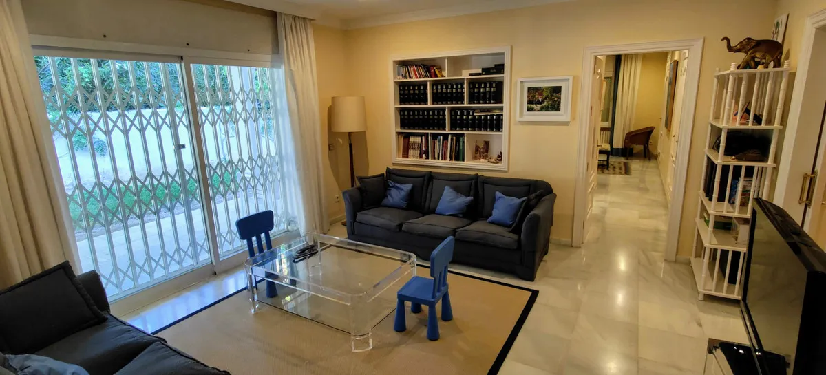 d773ab1c-5e98-47a0-93ef-7dbb6b31b3fe