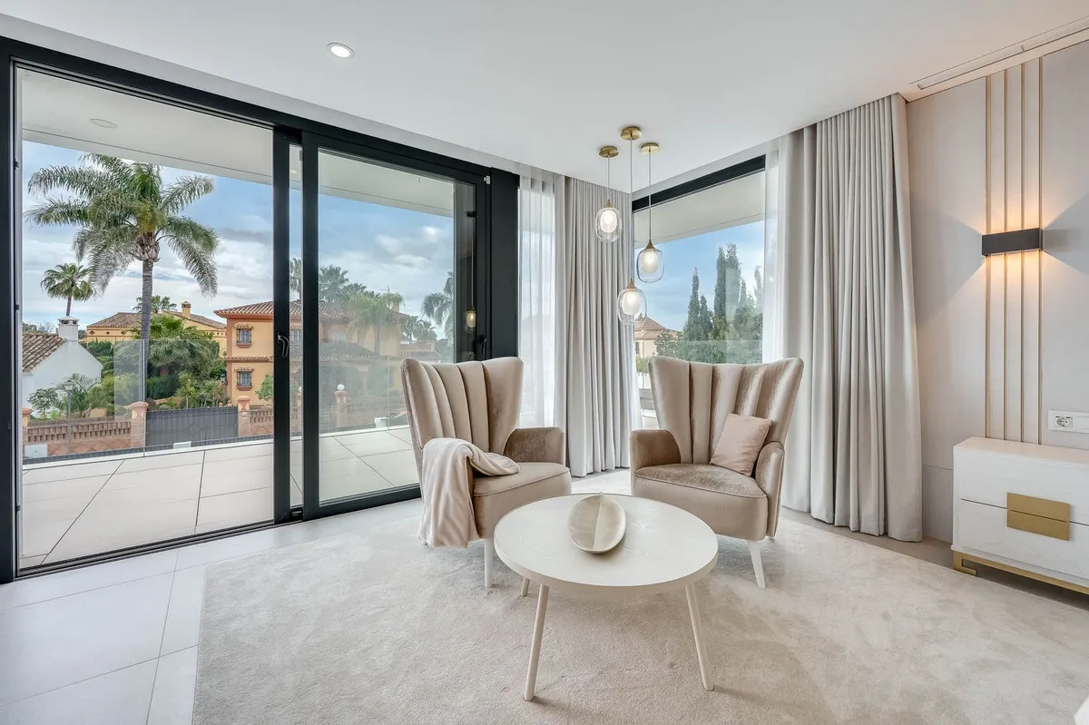 649eb03e-0788-4d2f-bee6-7f391b076084