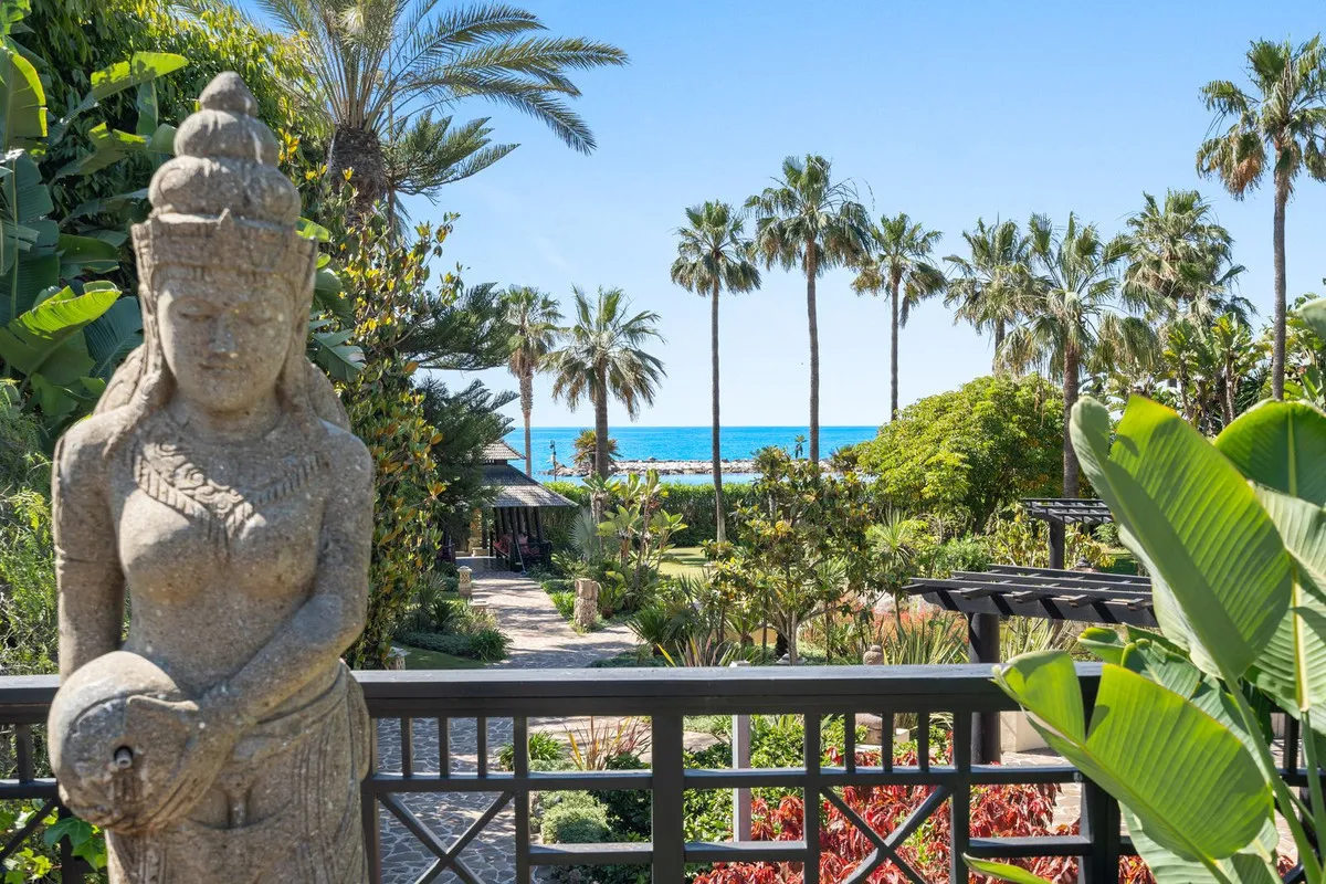 5bce2b6c-bc8e-4021-a133-12a1977e85c6