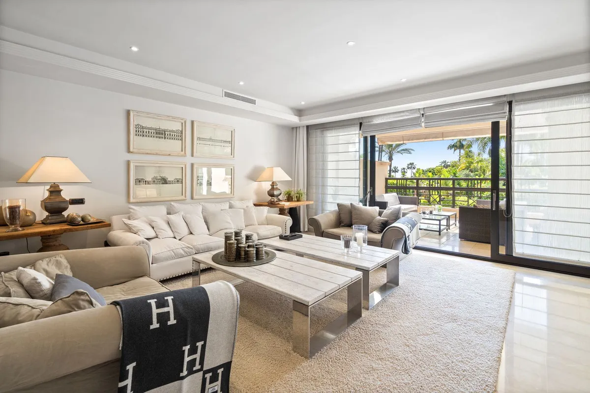 8320add9-56d9-44ea-8281-4e2af43b7f93