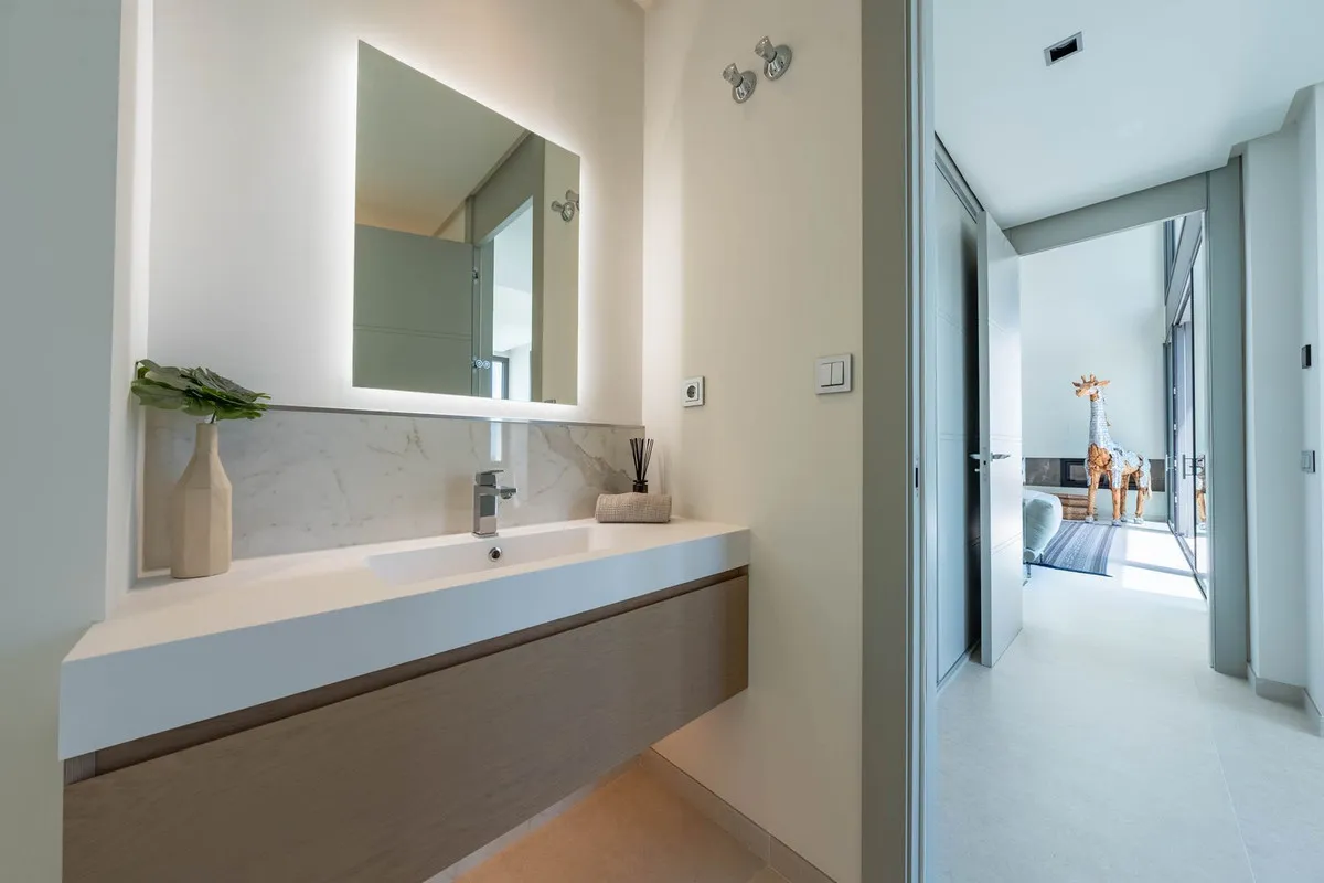 192121b6-d176-4bb5-a438-8014cea3b2b0