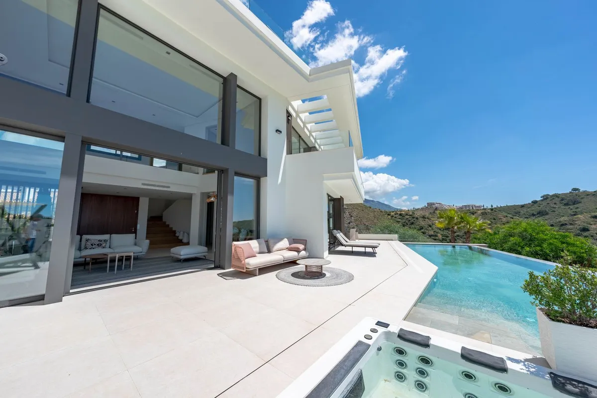 40e088d3-b4a2-472a-9bc9-9c5592557acd