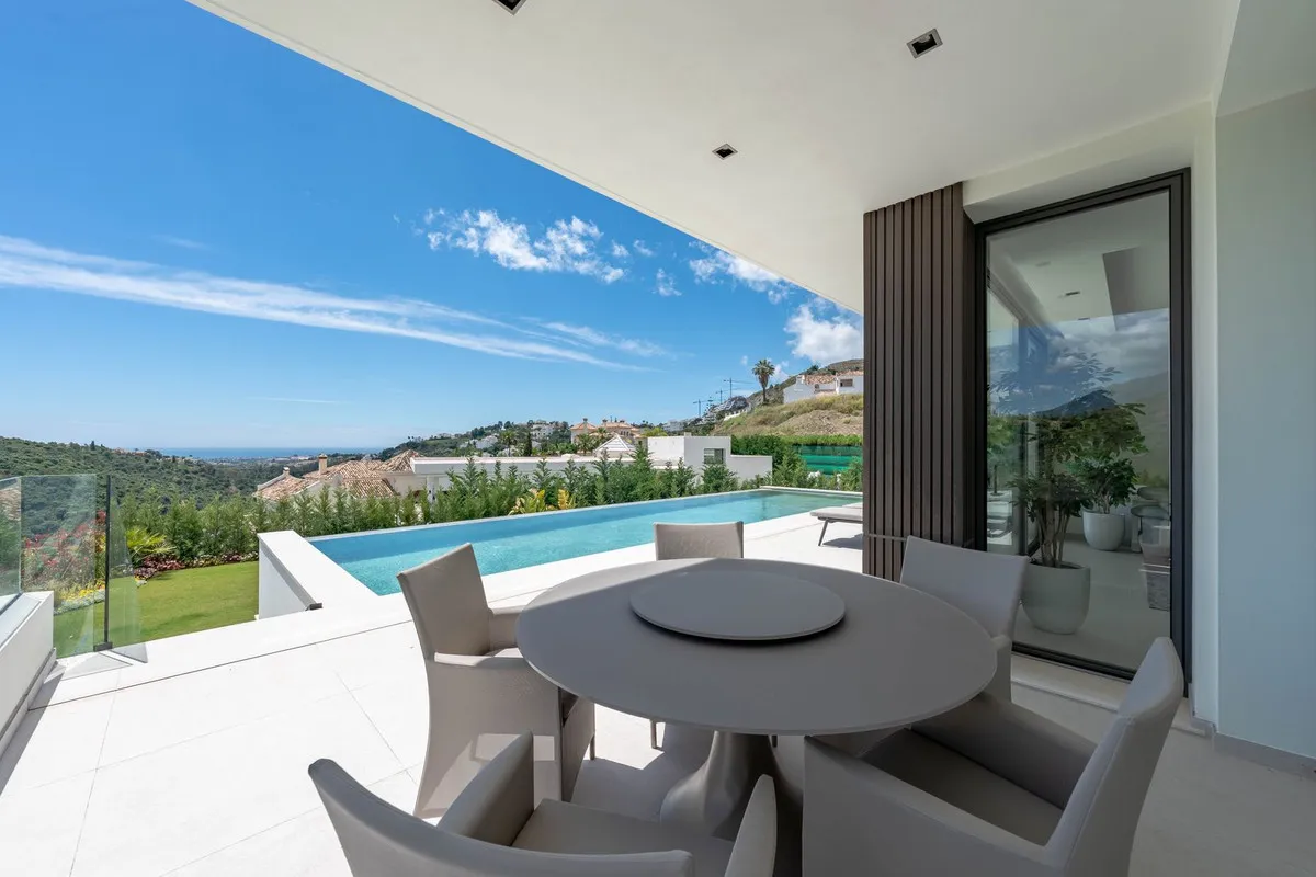 538efe38-fc7e-4baf-b213-145324d71550