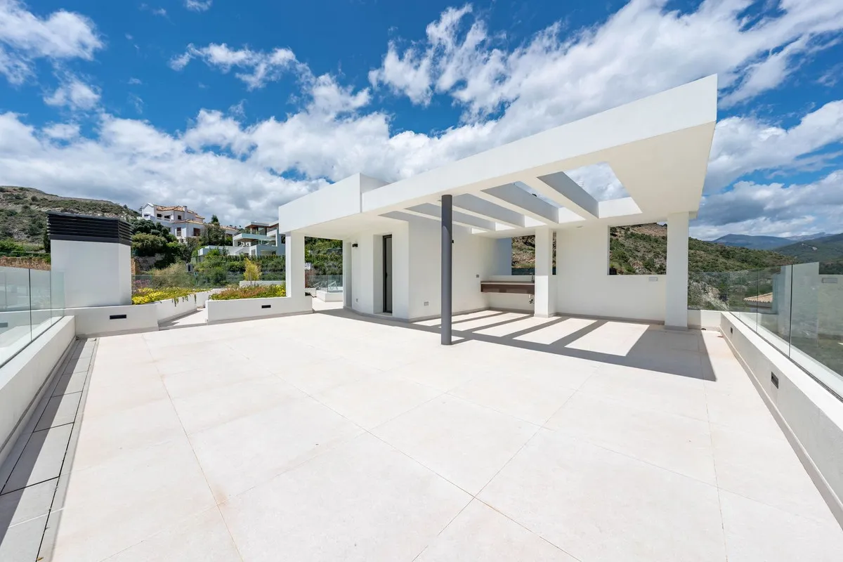 597779ef-0738-44fe-b8b6-03cb309d3b26