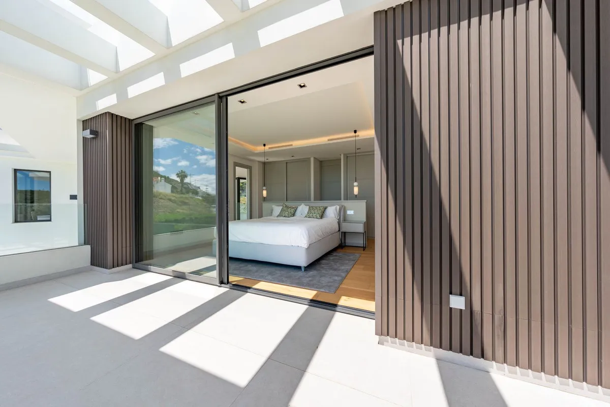 5a9c4c93-87b0-4fef-bef9-90aba3036fb4