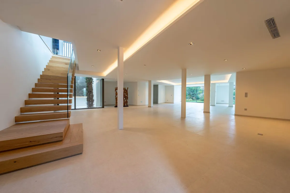 5f689184-3d13-428e-8e47-3b062c2b12d4