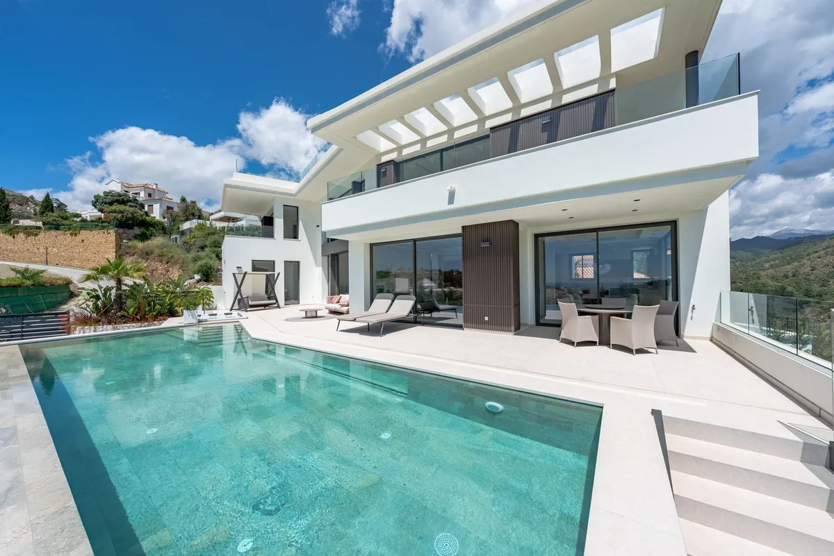 6f6ddb98-c1b0-41dc-9161-0d209b51d33f