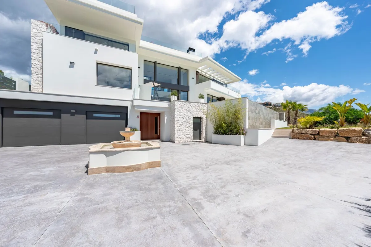 8e9d477b-4008-47d9-97e9-c72ead9d0c4e