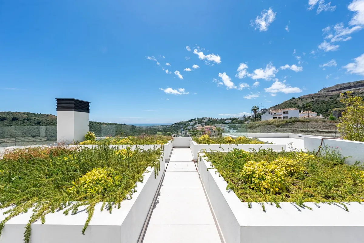 acfd6ec6-73d3-484a-8cf5-d6460760eaaa