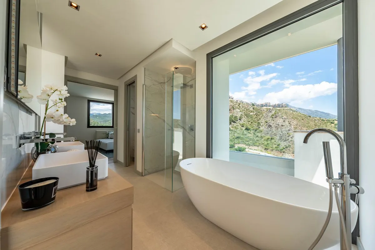 cda2952b-eb76-48b3-830f-ba2d19c388fc