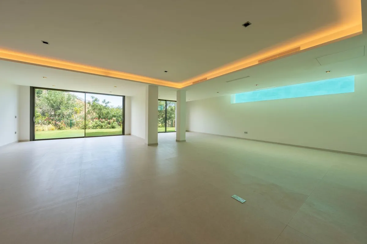 fab71f3c-8ba8-4cad-9567-b054bb2cd04c