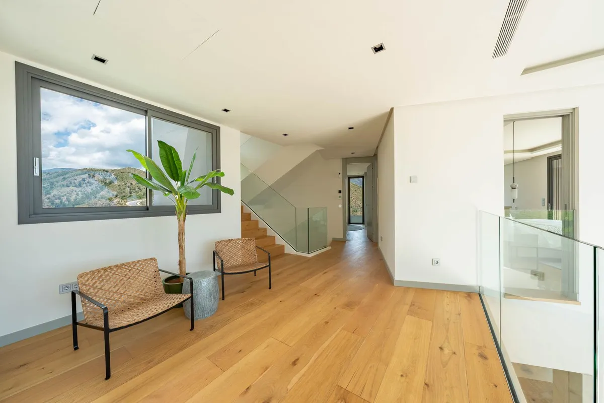 fbc52197-3ae3-404e-b35f-78692eedc822