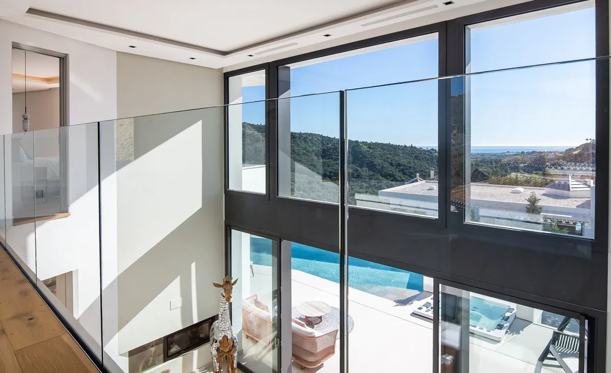 3c0ecc76-0498-49a1-b852-28014a519754