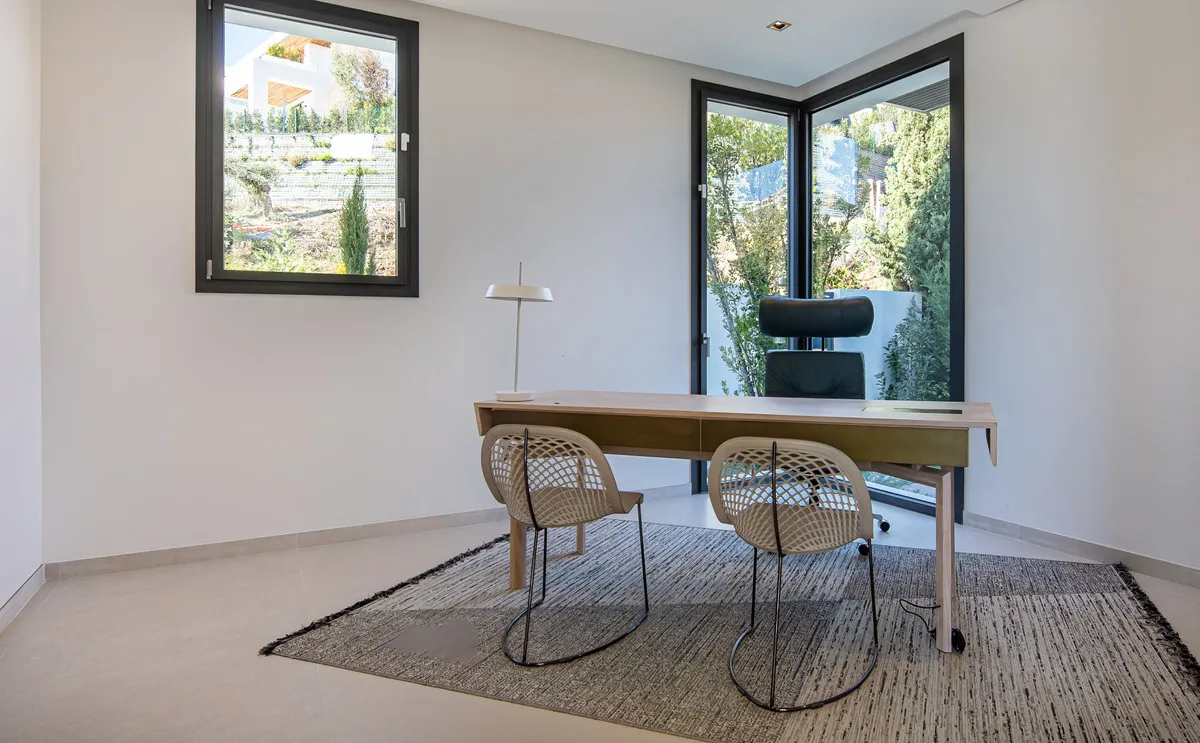 5f530b31-45c5-4218-9c1e-c2055412b954