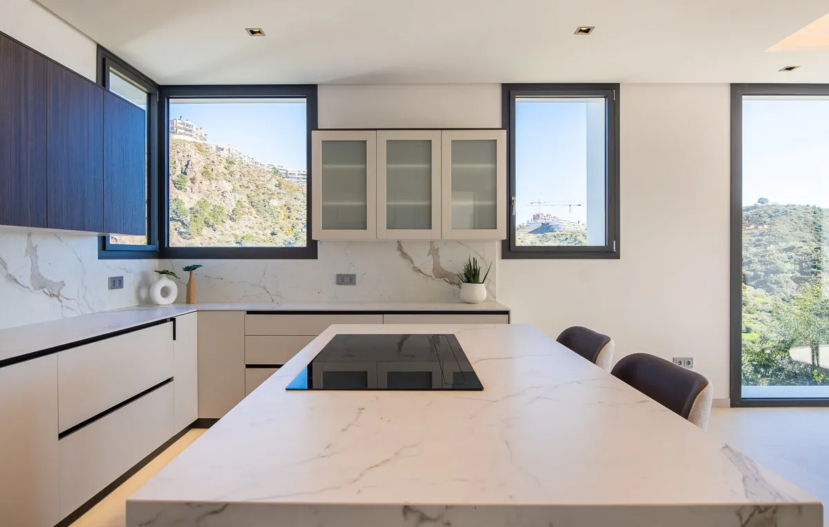 68324e7a-0af2-4af7-a7e9-8574417693a4