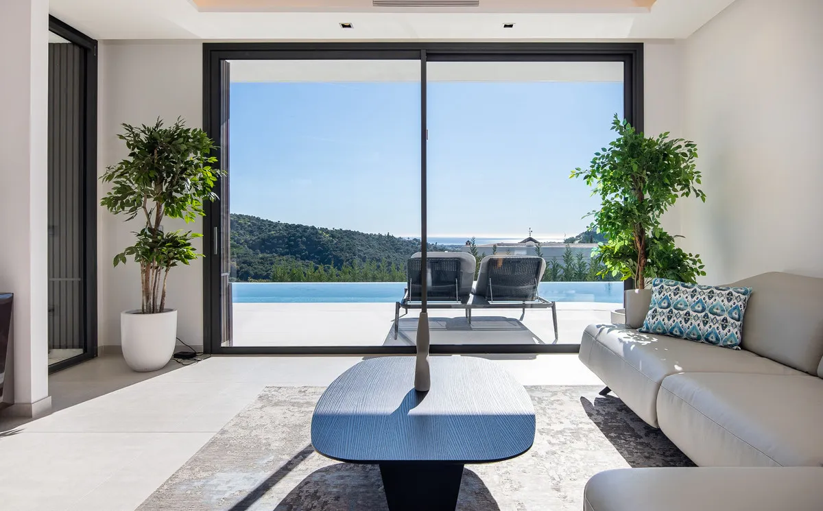 70d58a5c-a706-4cd4-b1f9-4be235688275