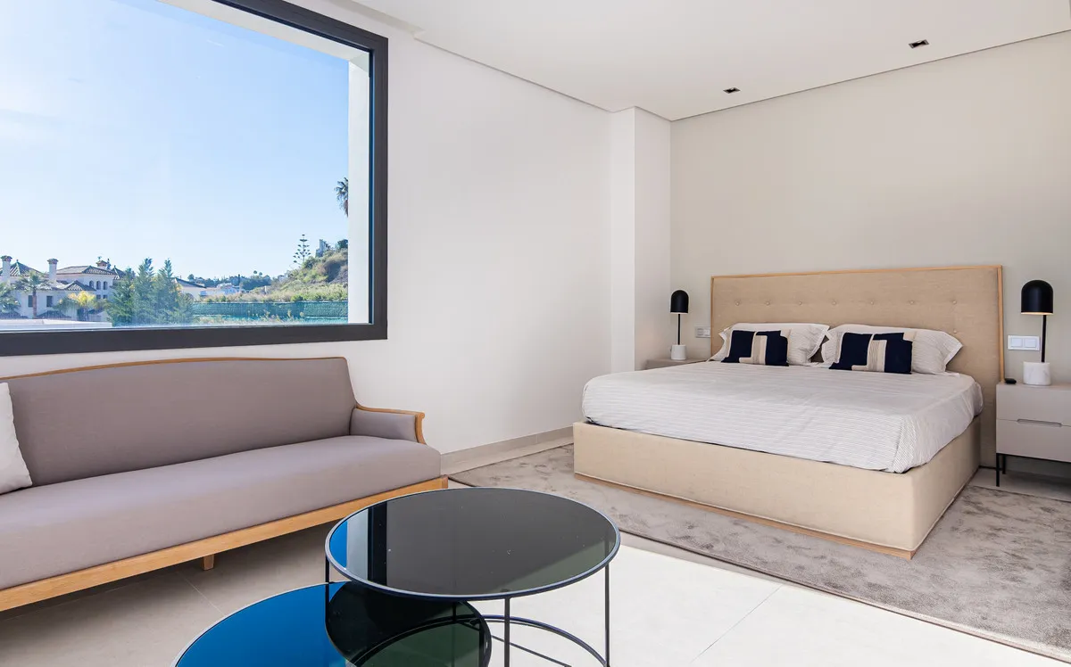 d9da0c90-0204-4811-972c-1c30ce66d37d