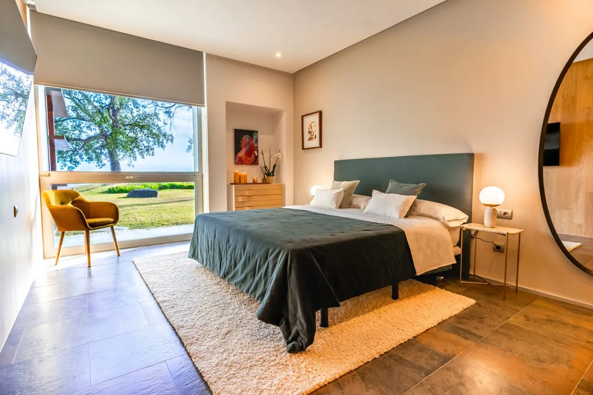 0f5585ec-95ac-476f-ba54-7bed8f3e5958