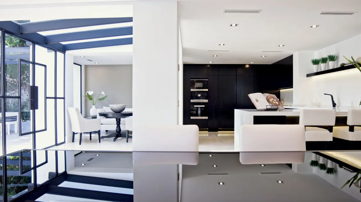 2598f210-cb4e-48c6-a41d-bb036a9edb15