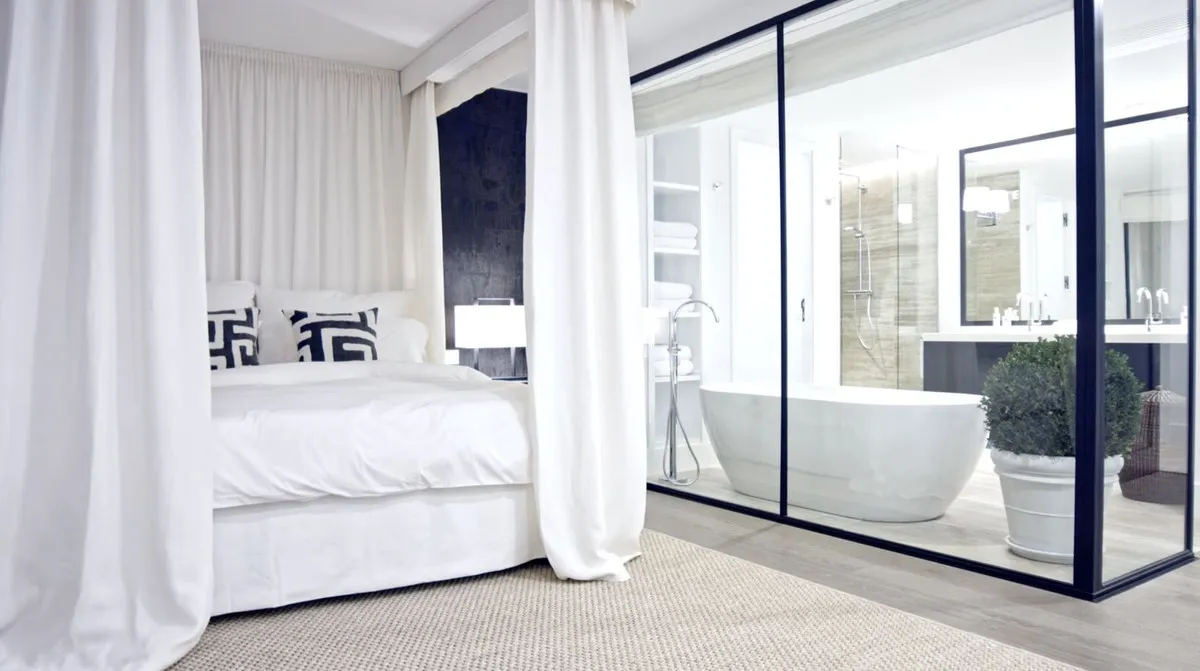 2fee28cb-1b07-4150-8089-3aee671425c2