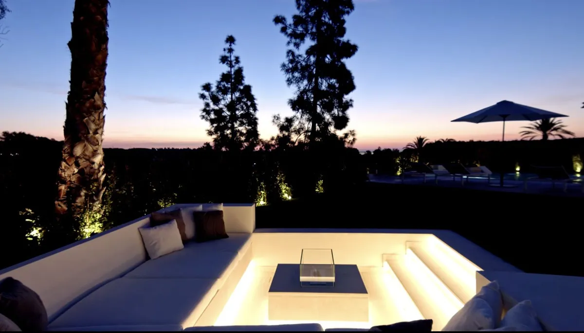 55933264-c86c-46ce-8b97-18d2e1166347