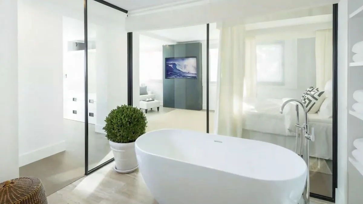 6f64244b-be32-49d0-babb-046d1493865e