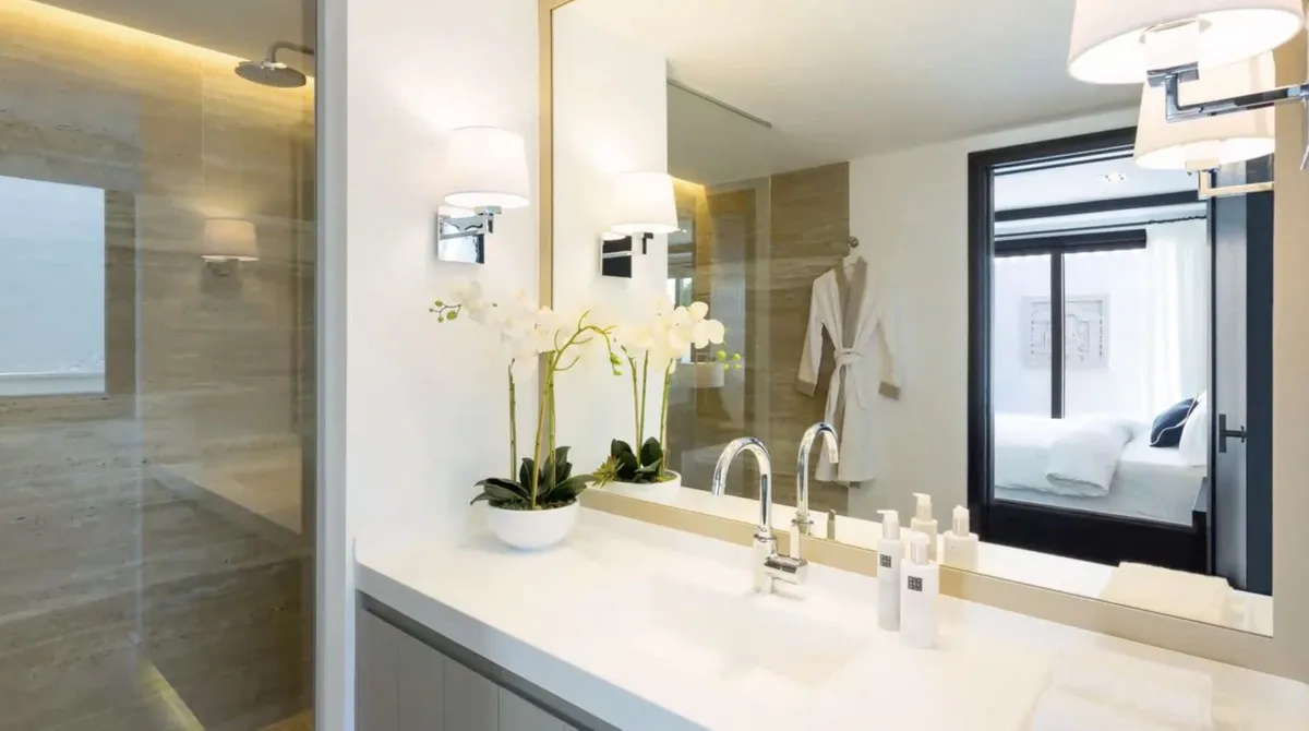 f0e2b601-339a-4d41-ba73-be3b08499a2d