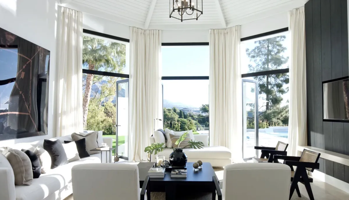 fcc08995-f04f-4a61-aeec-b62ef6b12d58