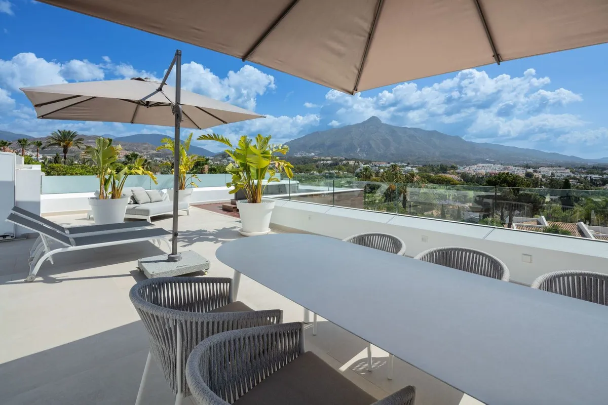 3f87f3da-c06f-4c7c-b974-57349185e43a