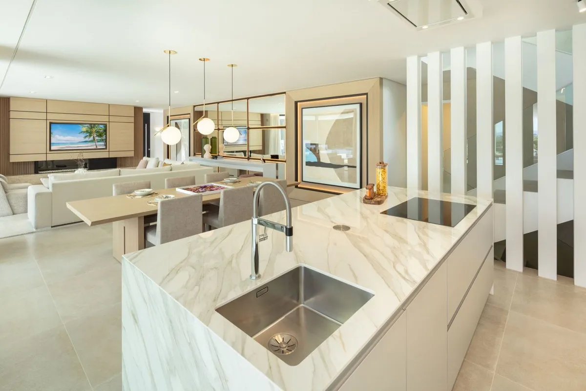 c556d6d8-9c9c-407b-bdef-136358c192d7