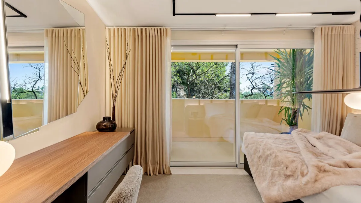 f737dabe-7084-42bb-919e-2b8ebe89f68a