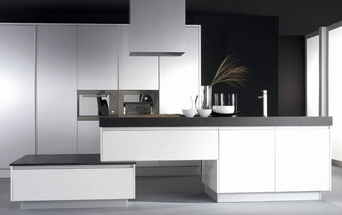 70ae3d36-1909-4df7-9bc2-fb980a109b5b