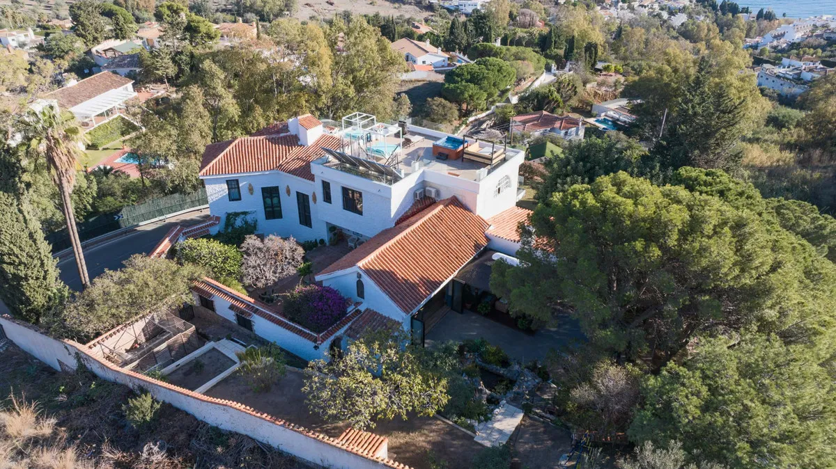 5a2a8596-a359-422c-9191-693bcd164d10