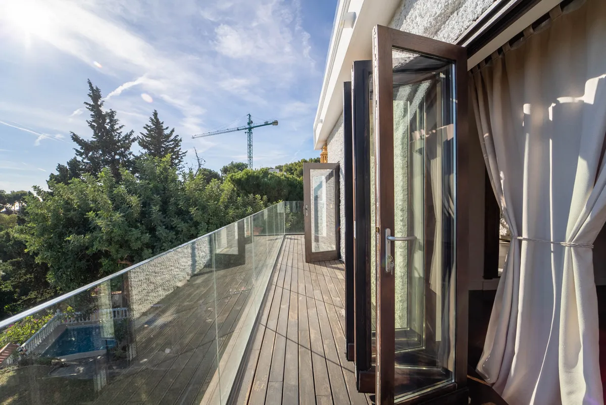 c2ddddcb-d422-4b85-b6b9-027f253e59bd