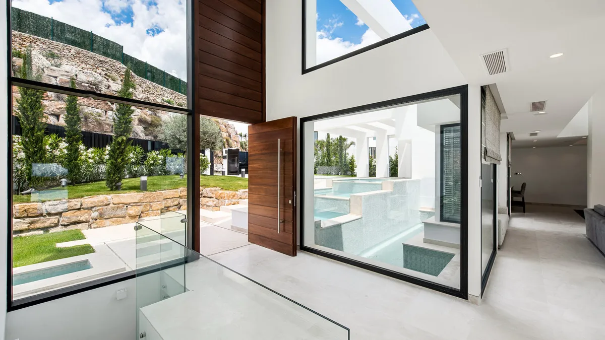 74c78bc3-4dd6-4d97-bae8-7f7e8ccc2d89