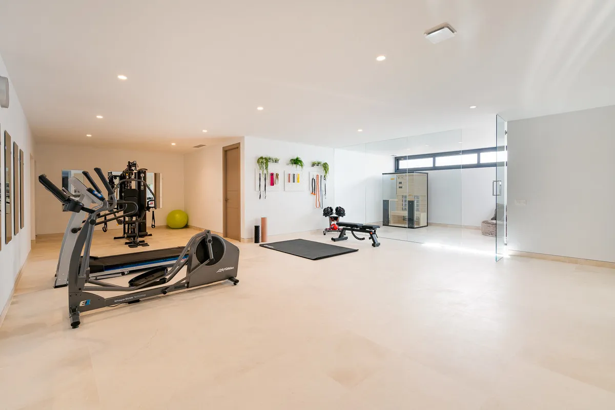 c36666e9-e25f-4679-b3f4-4d281a256d7e