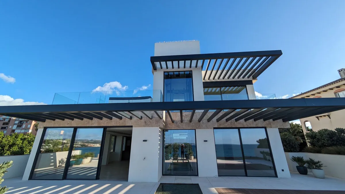 927ebb70-ca5f-49df-bb12-dff5d2a10323