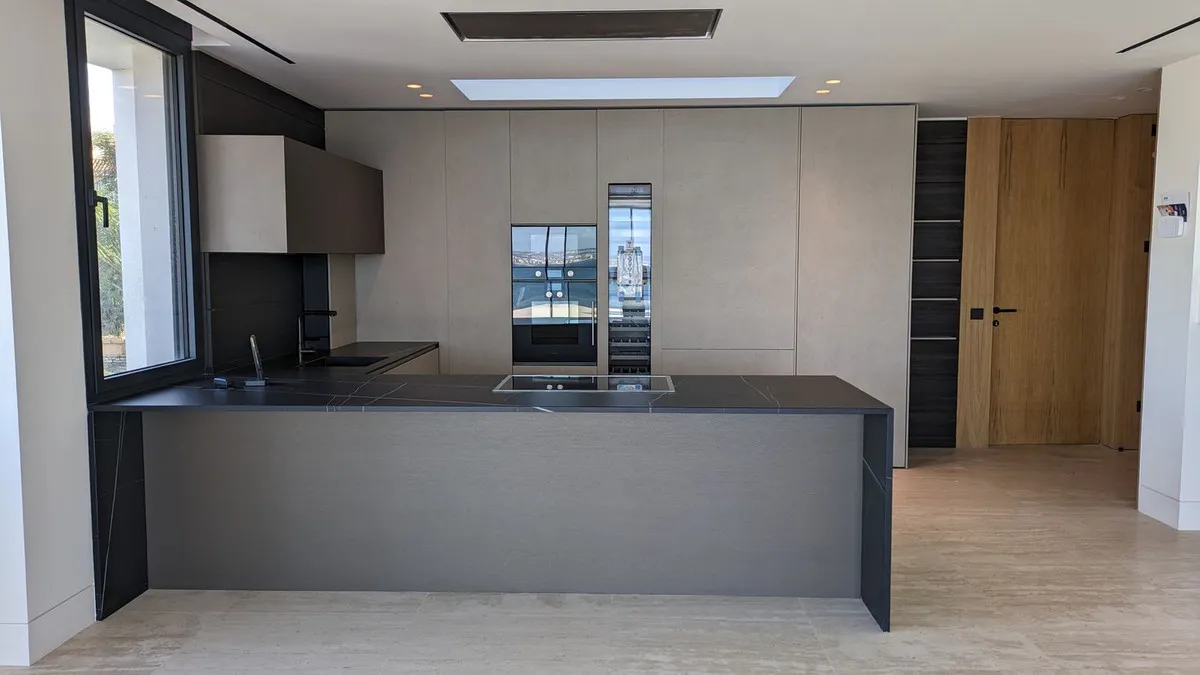 f5b9bd5a-73be-47d3-880d-64eed16fd460