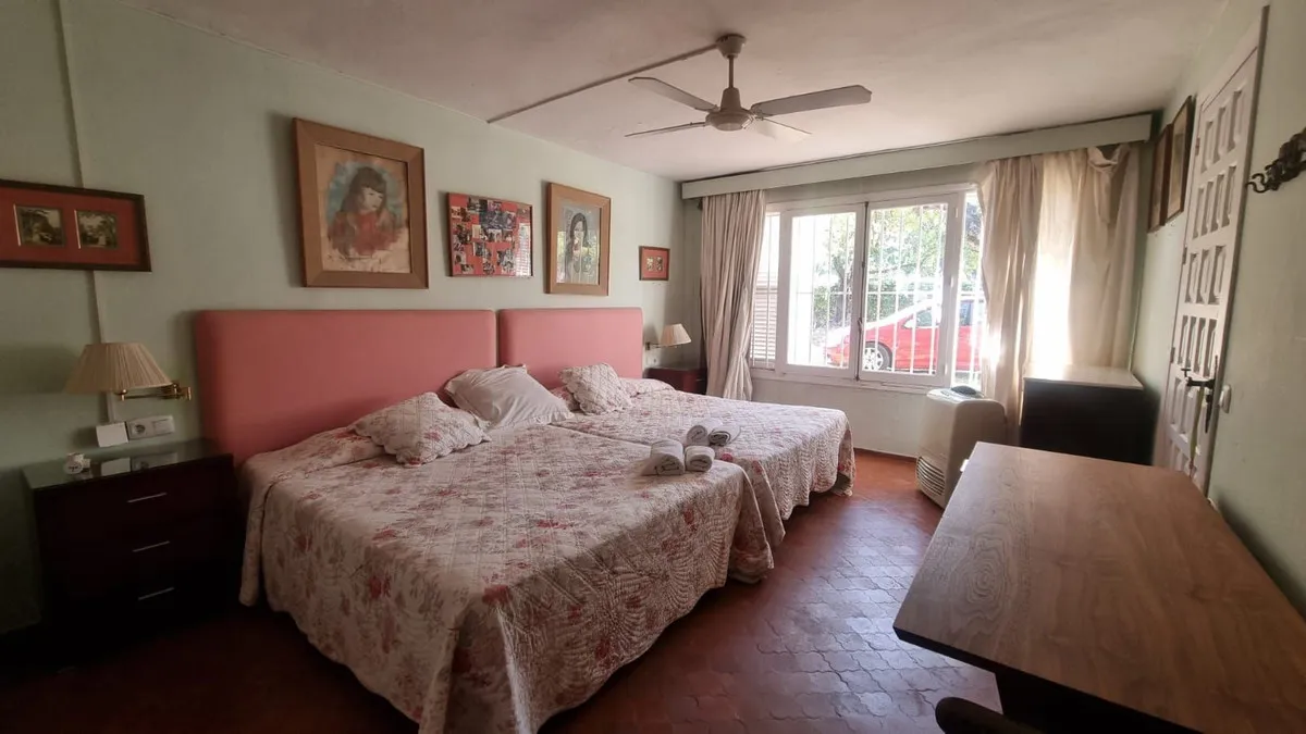 303bd4b7-82c5-4266-82a4-0f5c9fe15746