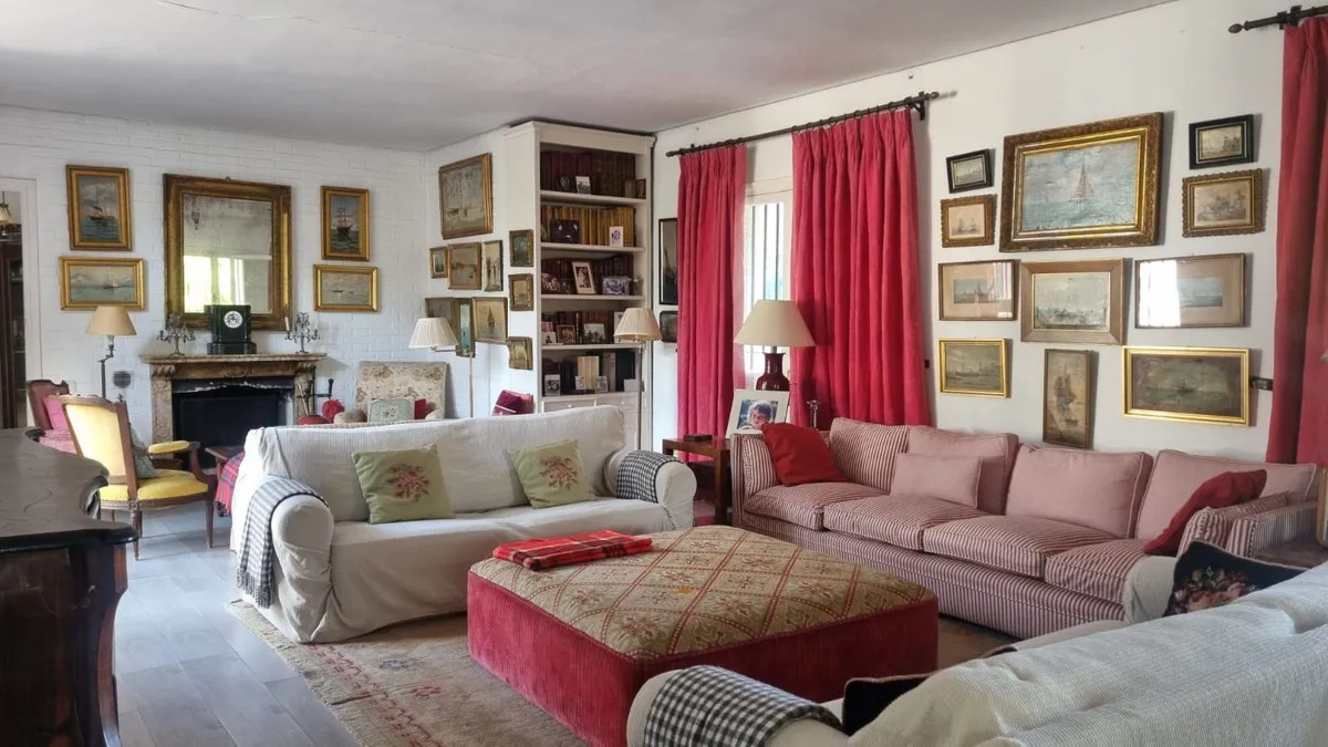 b1223b4d-fcf8-421f-aca6-a32925aa31c6