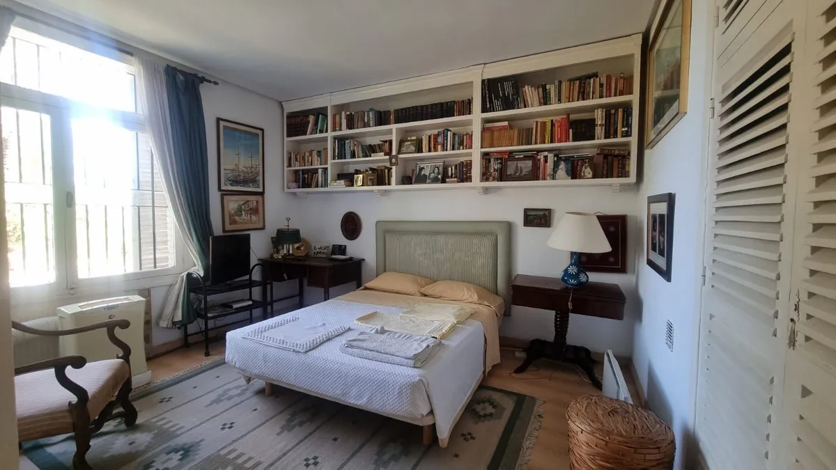 fffd4fe0-3877-4dae-b7fd-fba44ea59080