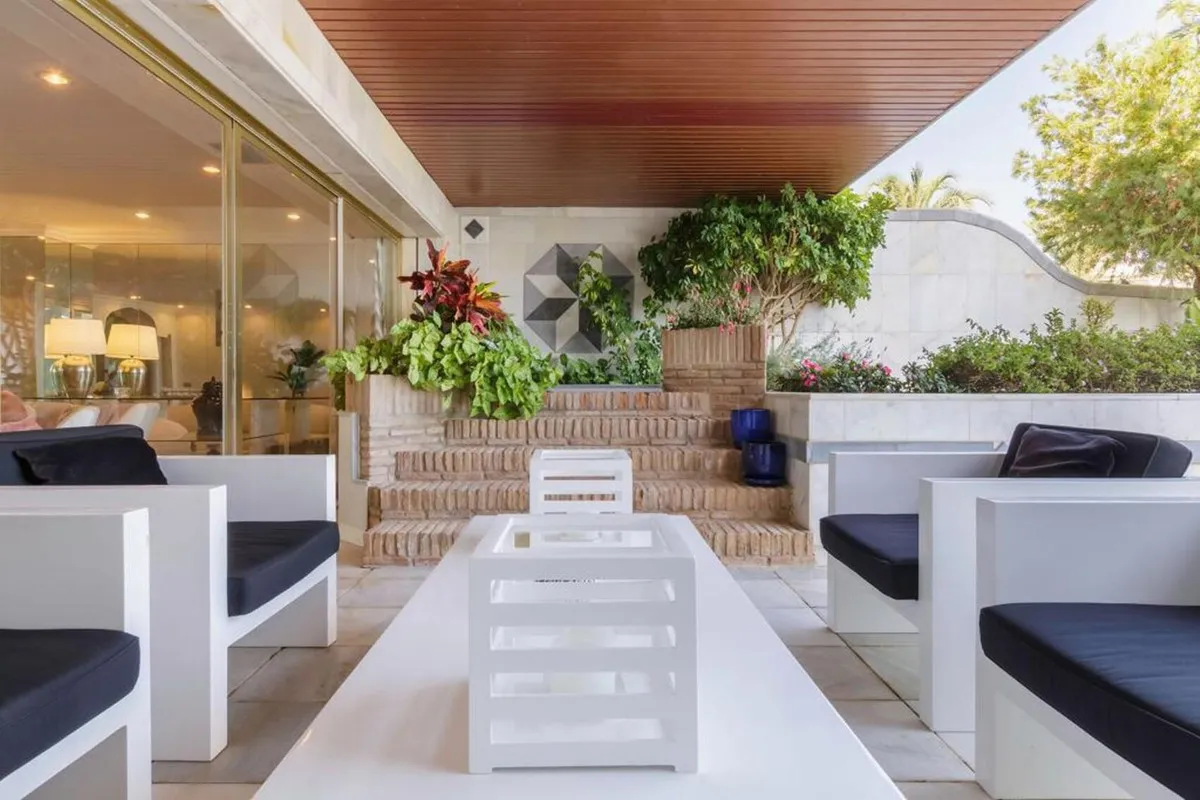 38db490e-7d71-4e9e-b5a8-b9a2cb8fa4e4