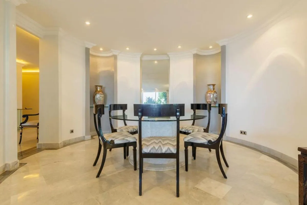 a67f9679-49c6-4ebf-8770-29a94113ba62