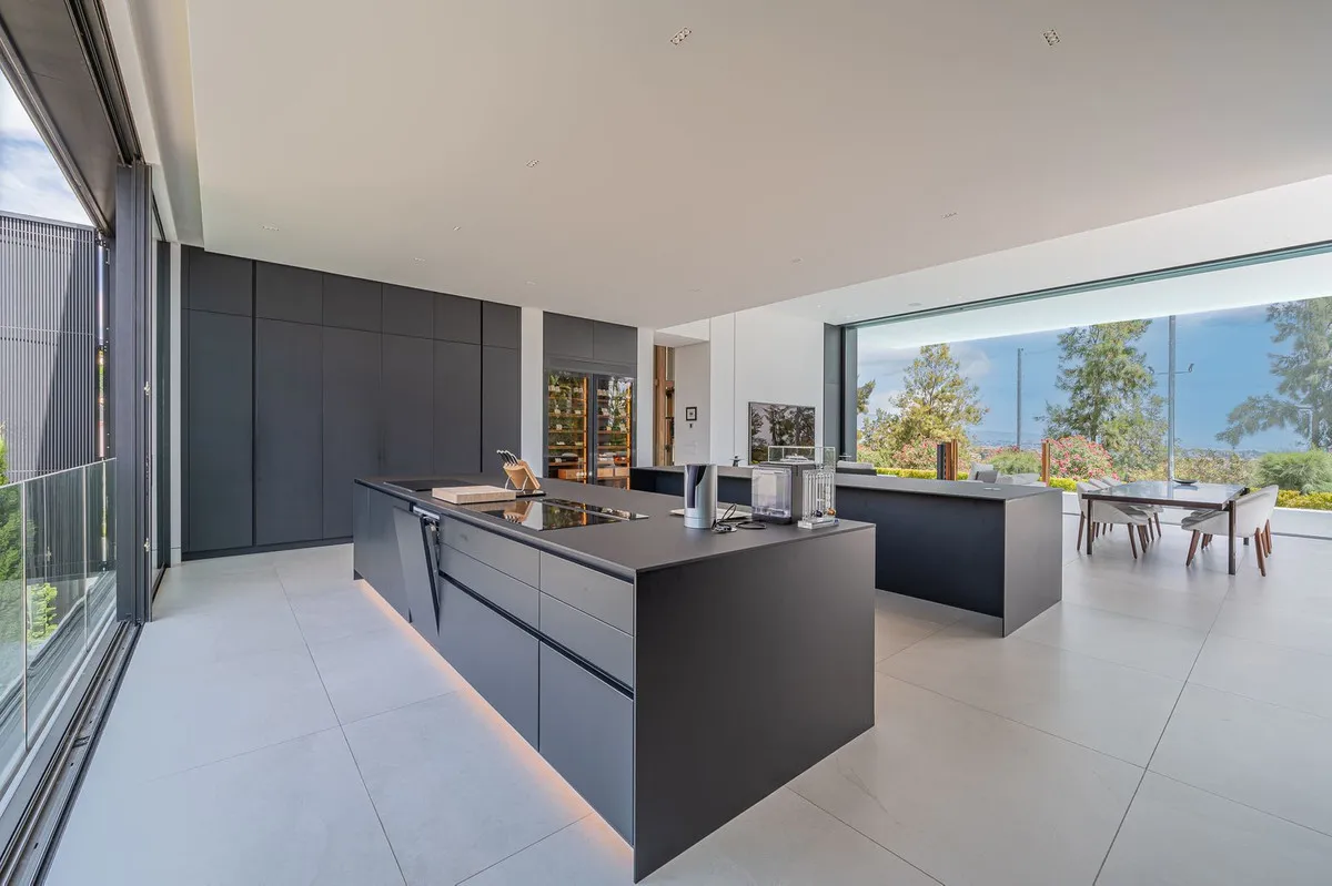 0d19df2c-2080-488d-b429-868f574dd2b1