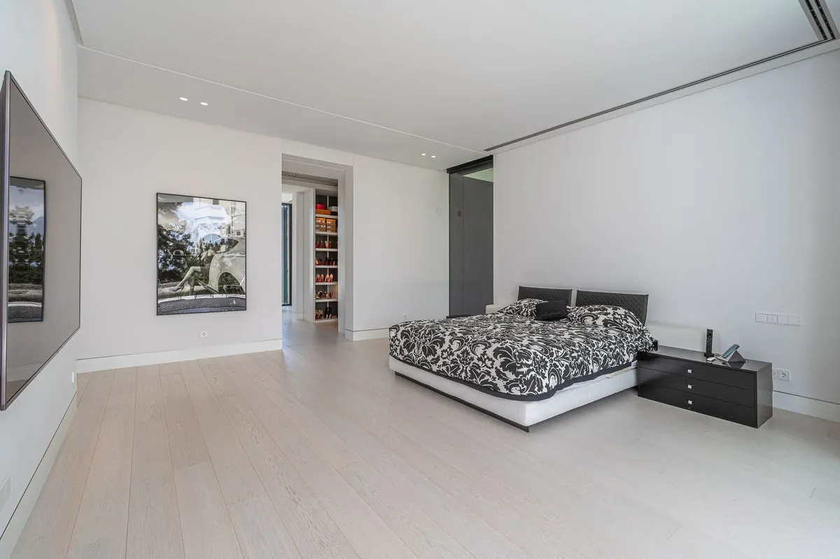 167d3a43-c23b-480f-9898-bebd85b7eb00