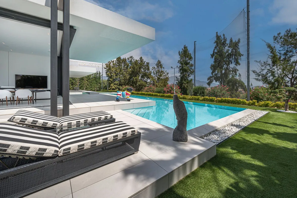 29da02c6-47f4-48dd-8f0f-dc5b3639a27a