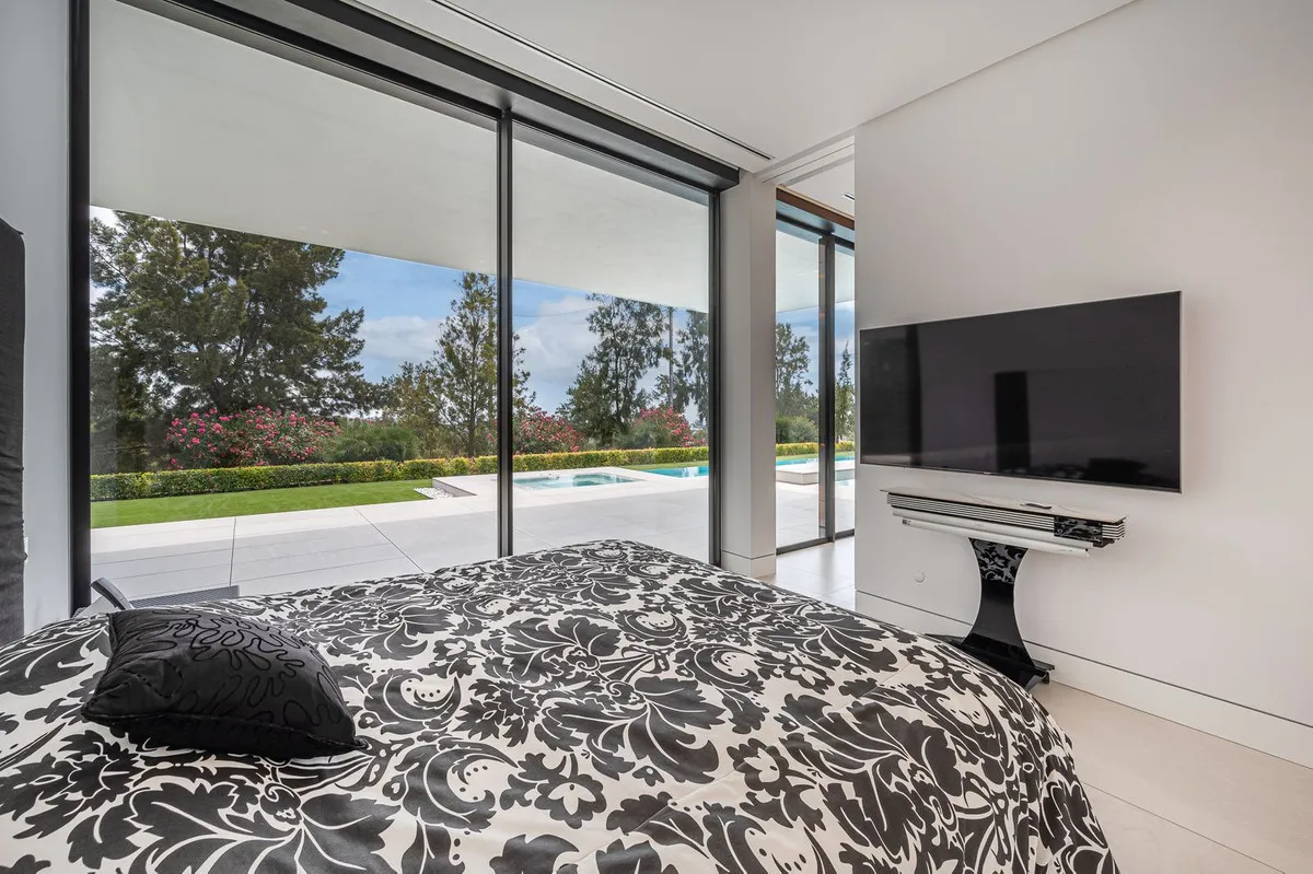 5f7dafdb-811b-441c-a63c-291eb0d7deb2