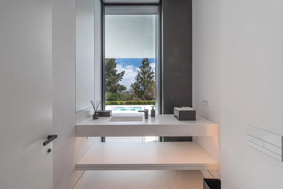 6edebc1d-7679-4f5e-9fe1-22f4b106a4d4