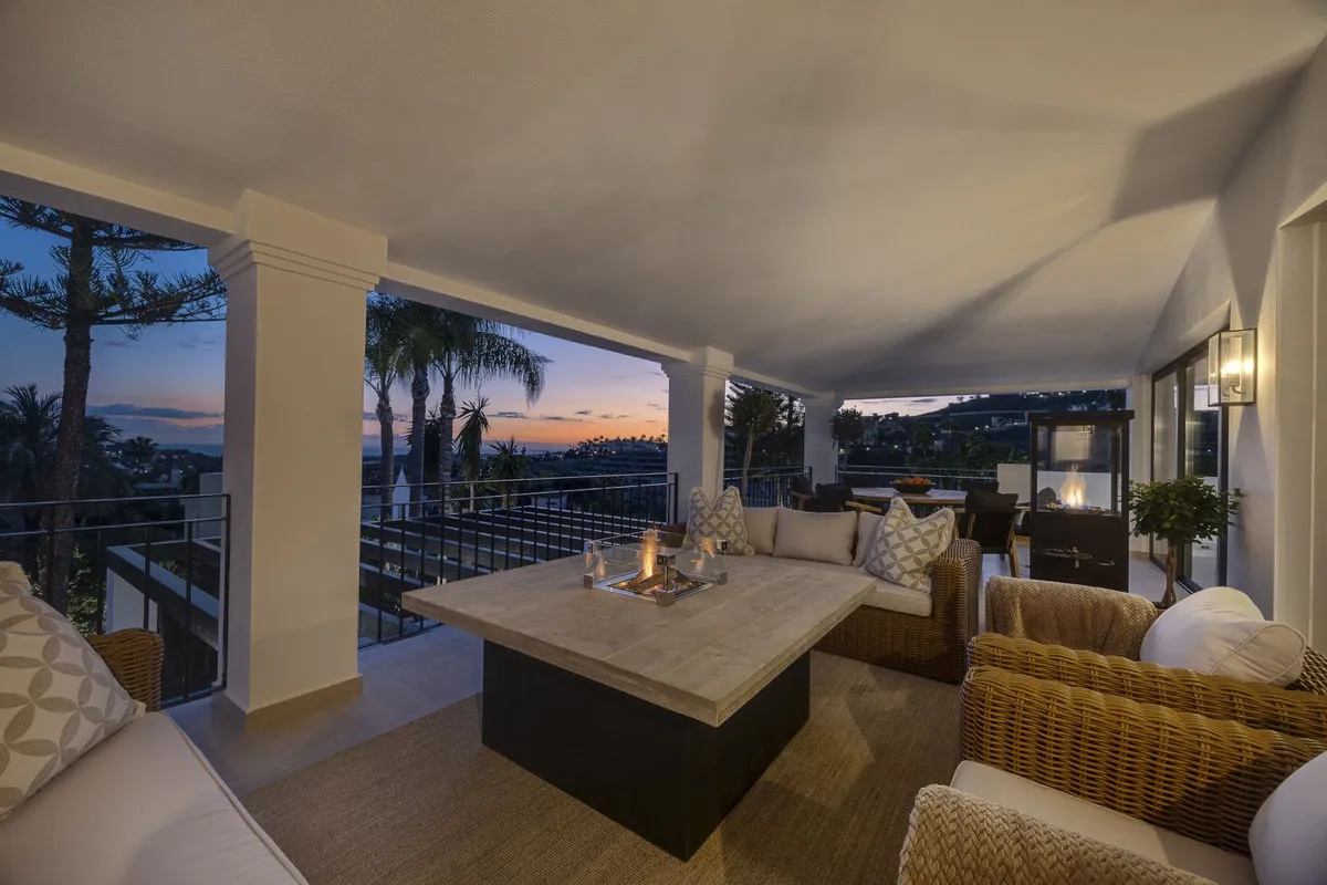 0f44f64e-4812-46dc-a8c1-065d281a90ea