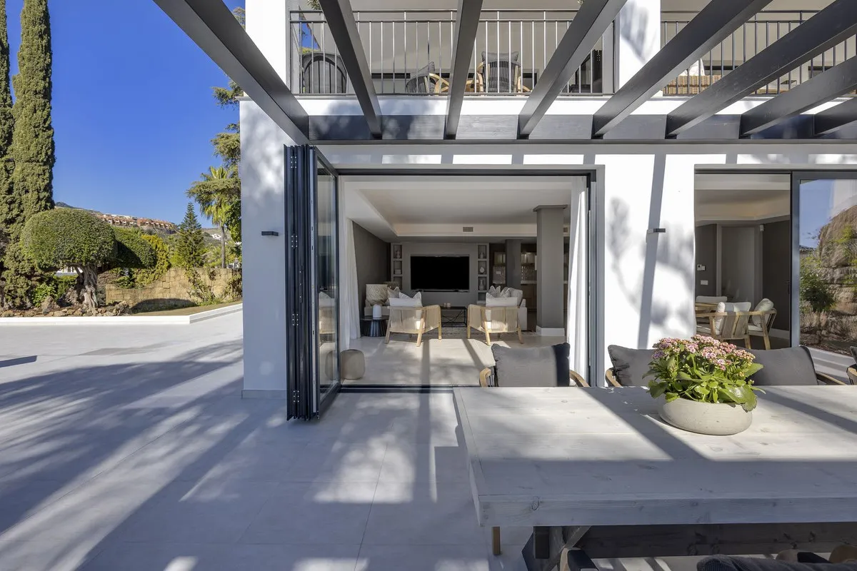 de7b6d50-1aac-4e21-b2b1-a12c0142570d